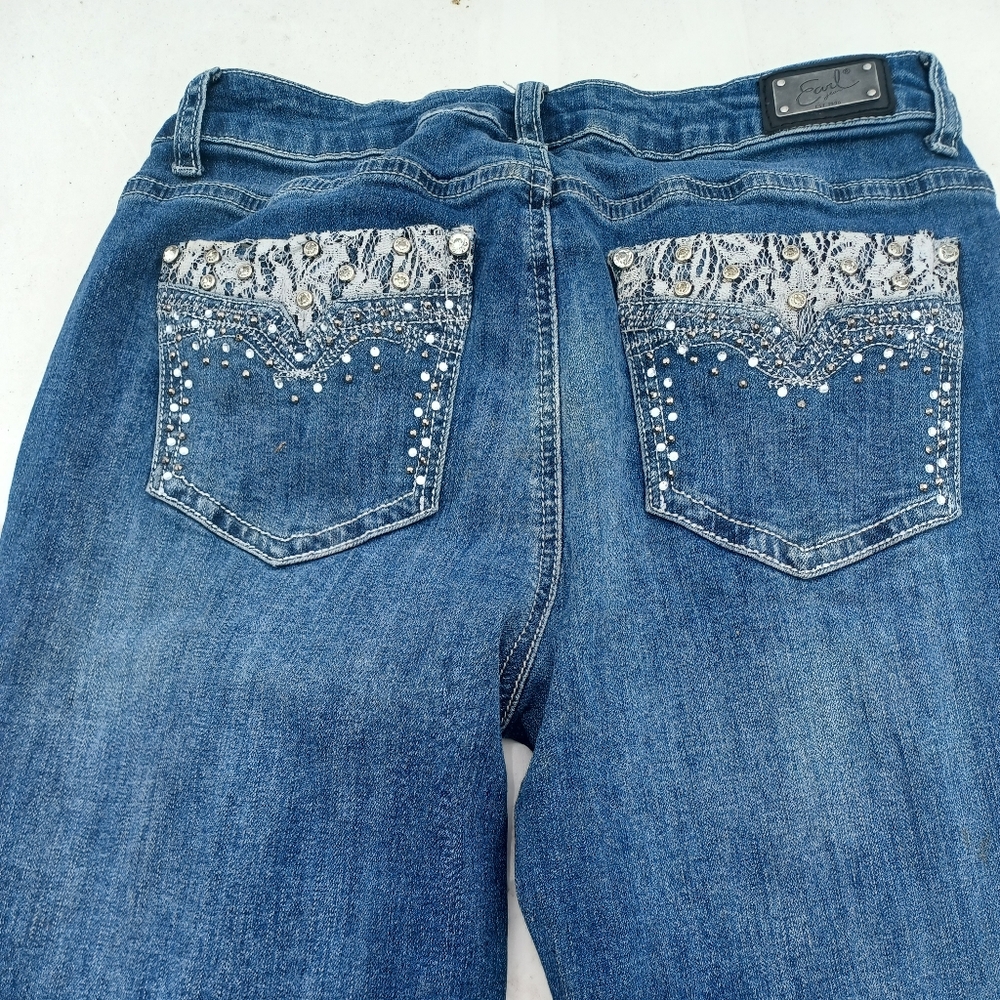 Earl jeans size 8 bootcut beaded 28x32